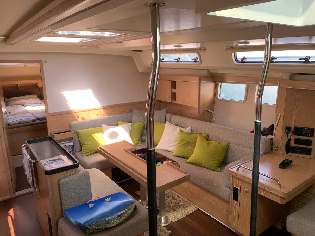 Hanse 505 exterior, interior and detail view 2