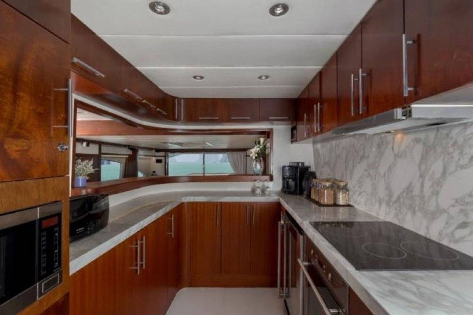 Mia Kai exterior, interior and detail view 9