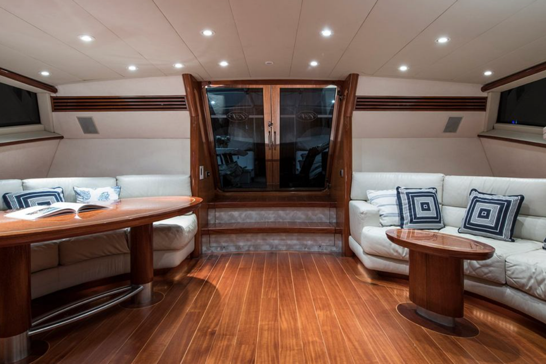 Thandeka charter yacht exterior, interior and amenity view 8