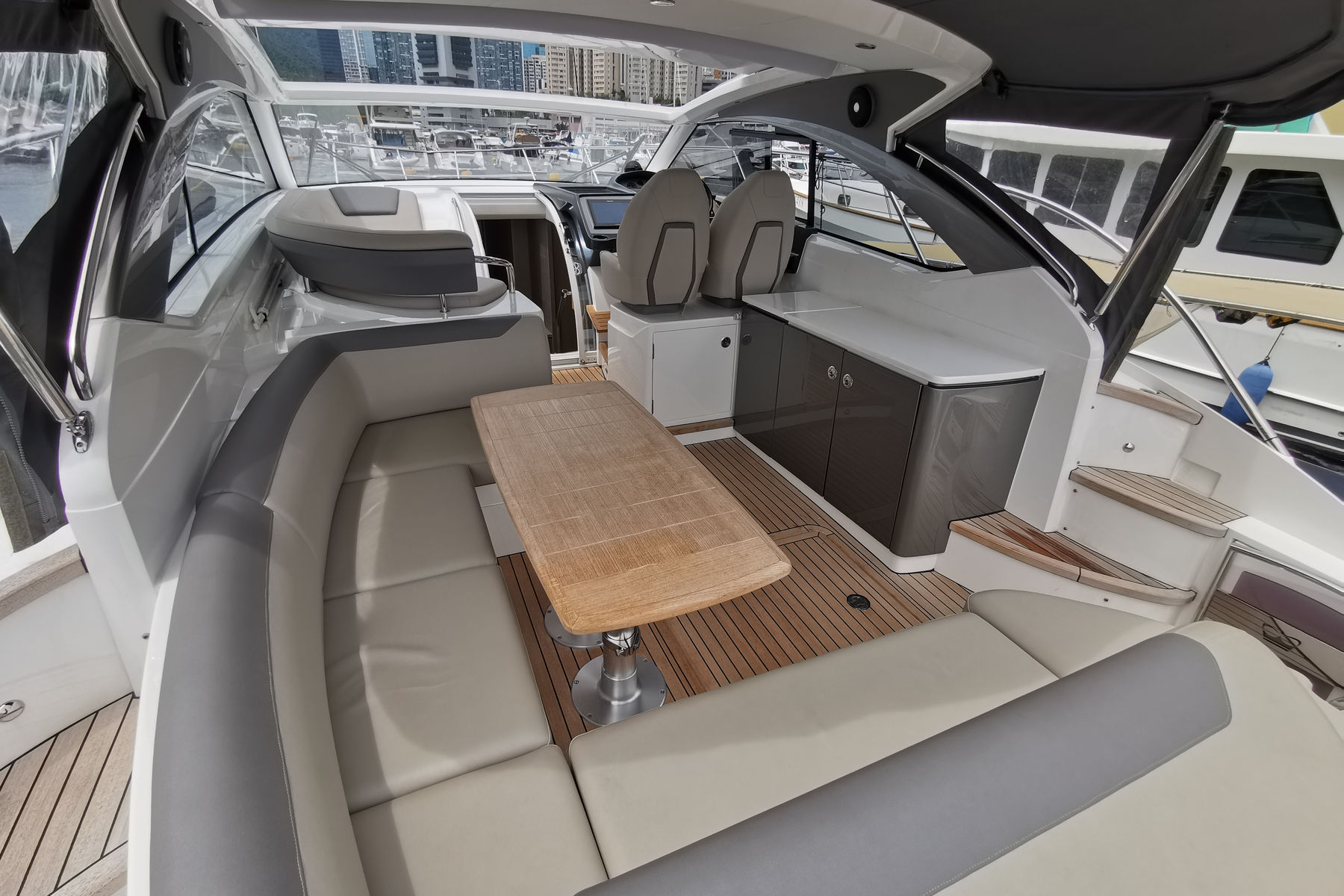 Princess V40 exterior, interior and detail view 2