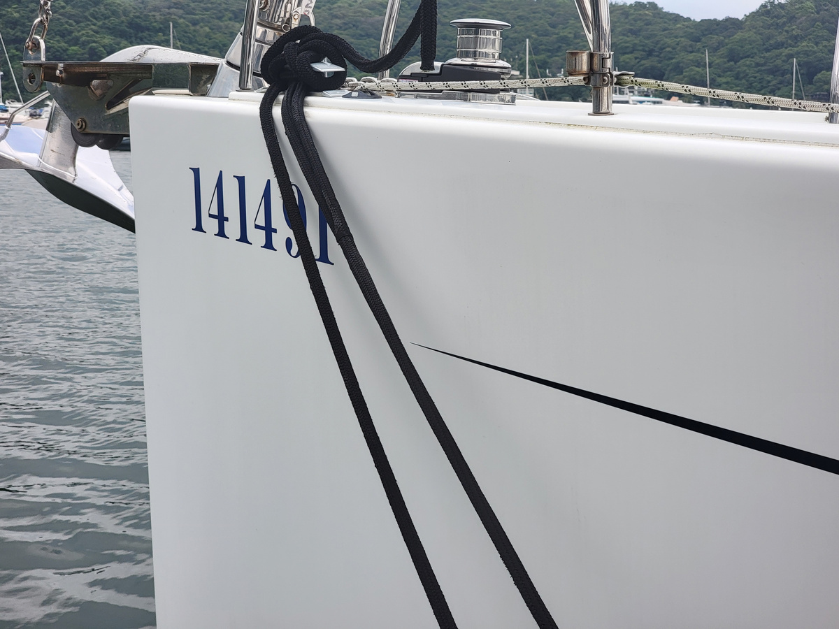 Hanse 505 exterior, interior and detail view 7