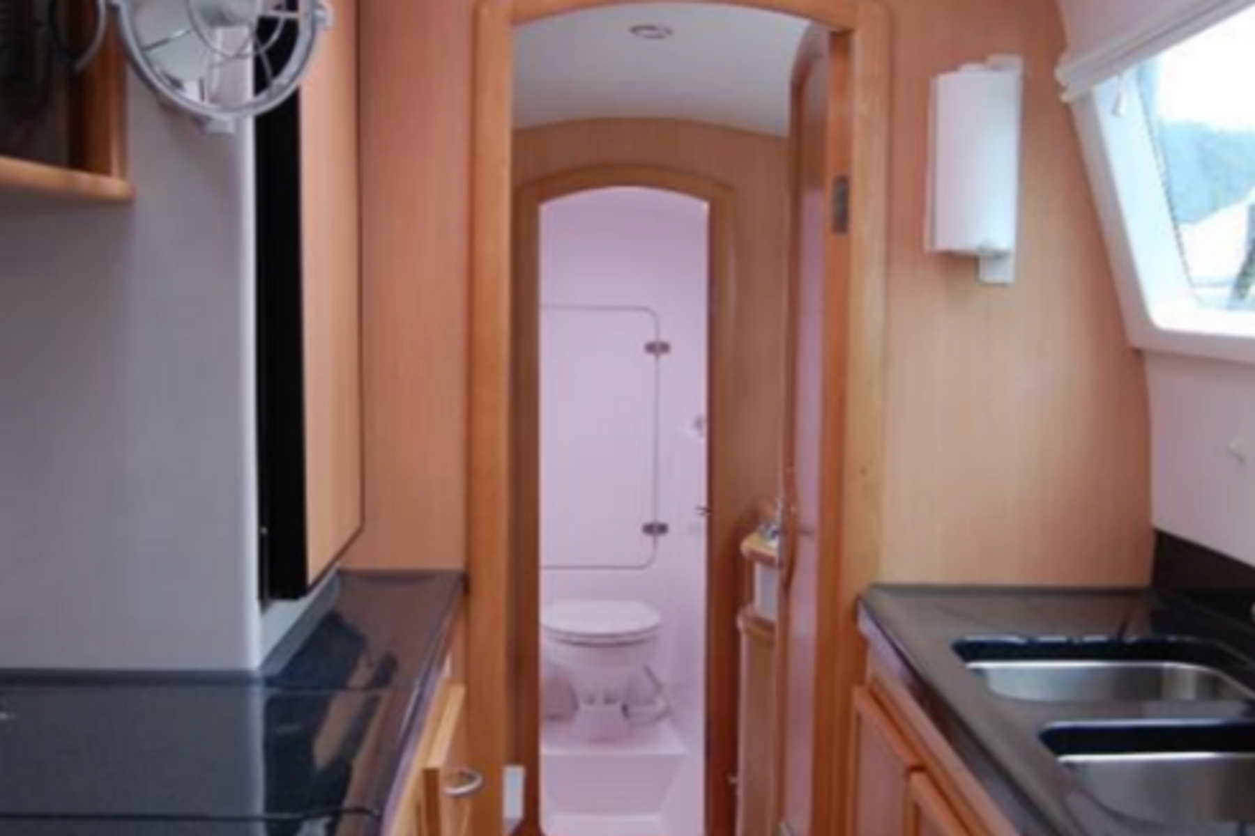 Seawind 1160 exterior, interior and detail view 7