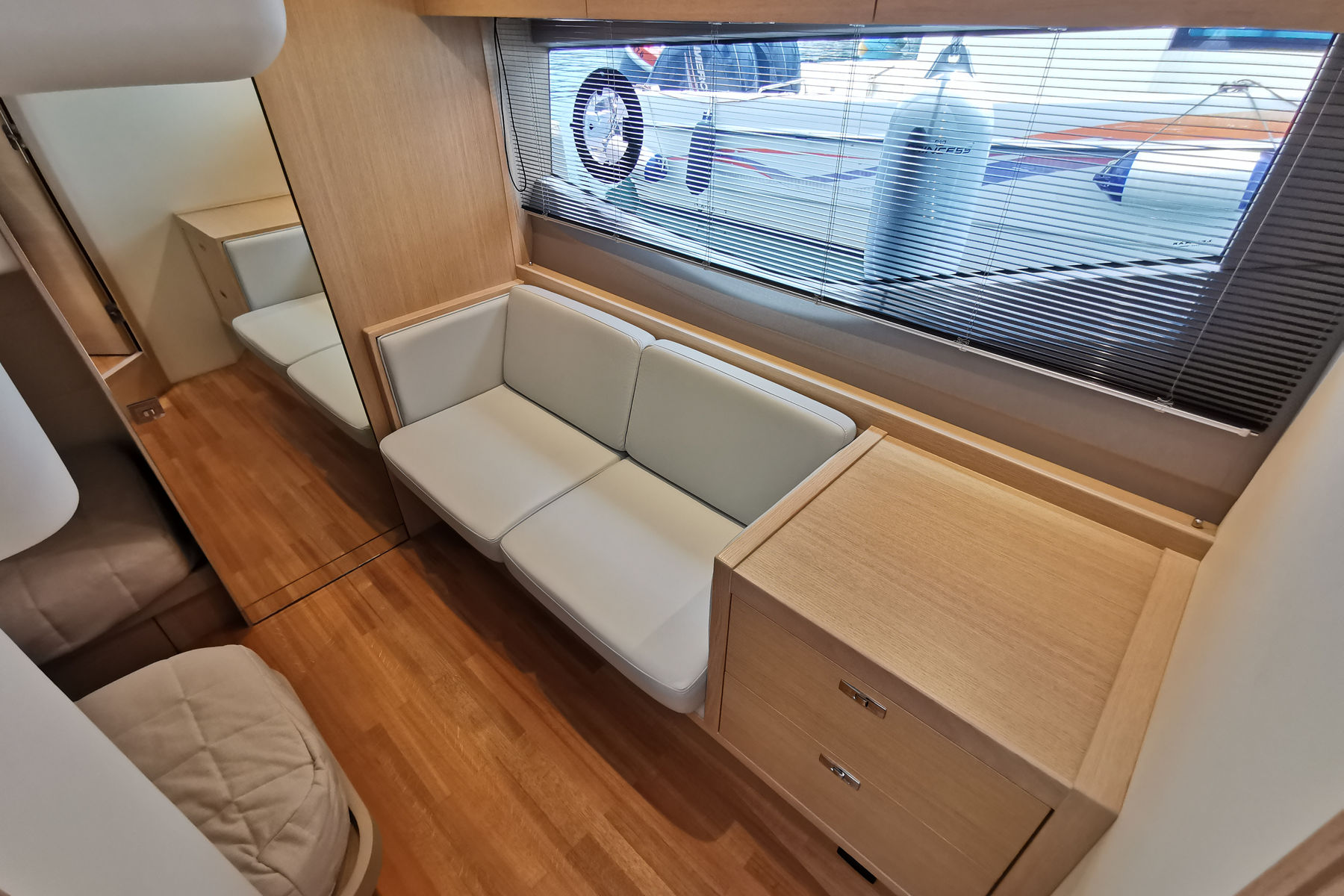 Princess V40 exterior, interior and detail view 11