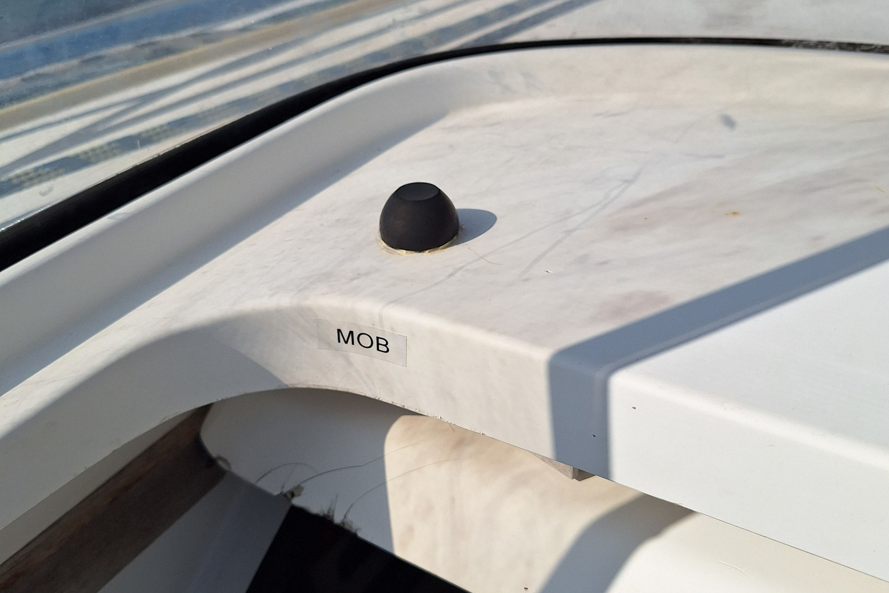 Pogo 10.50 exterior, interior and detail view 10