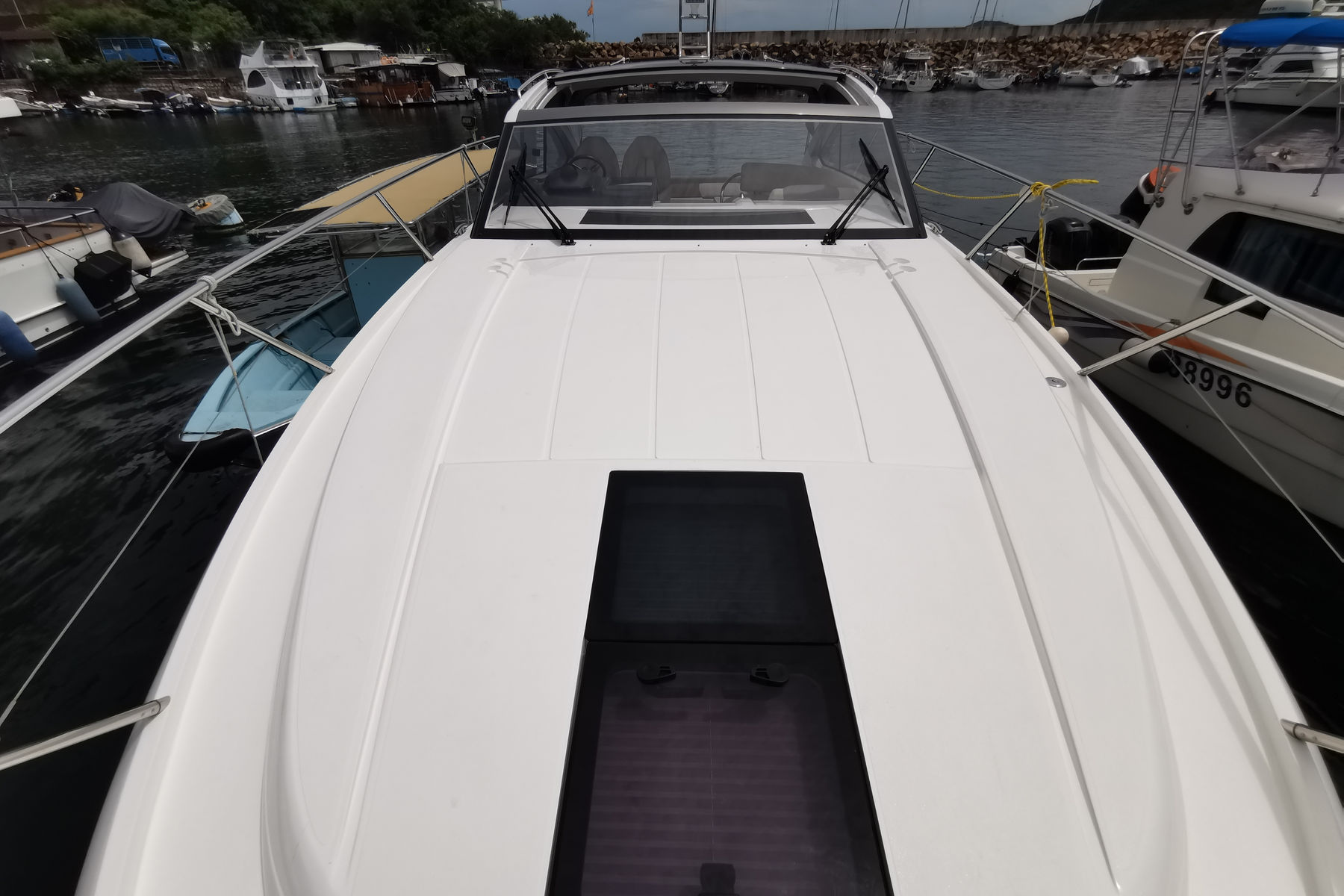 Princess V40 exterior, interior and detail view 7