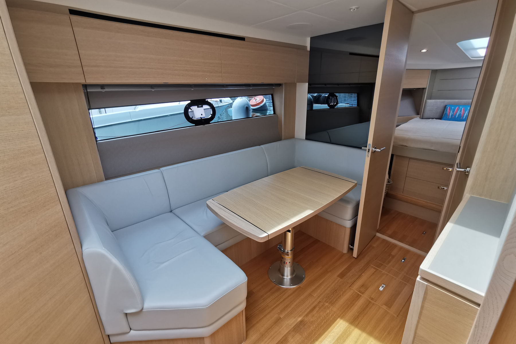 Princess V40 exterior, interior and detail view 10