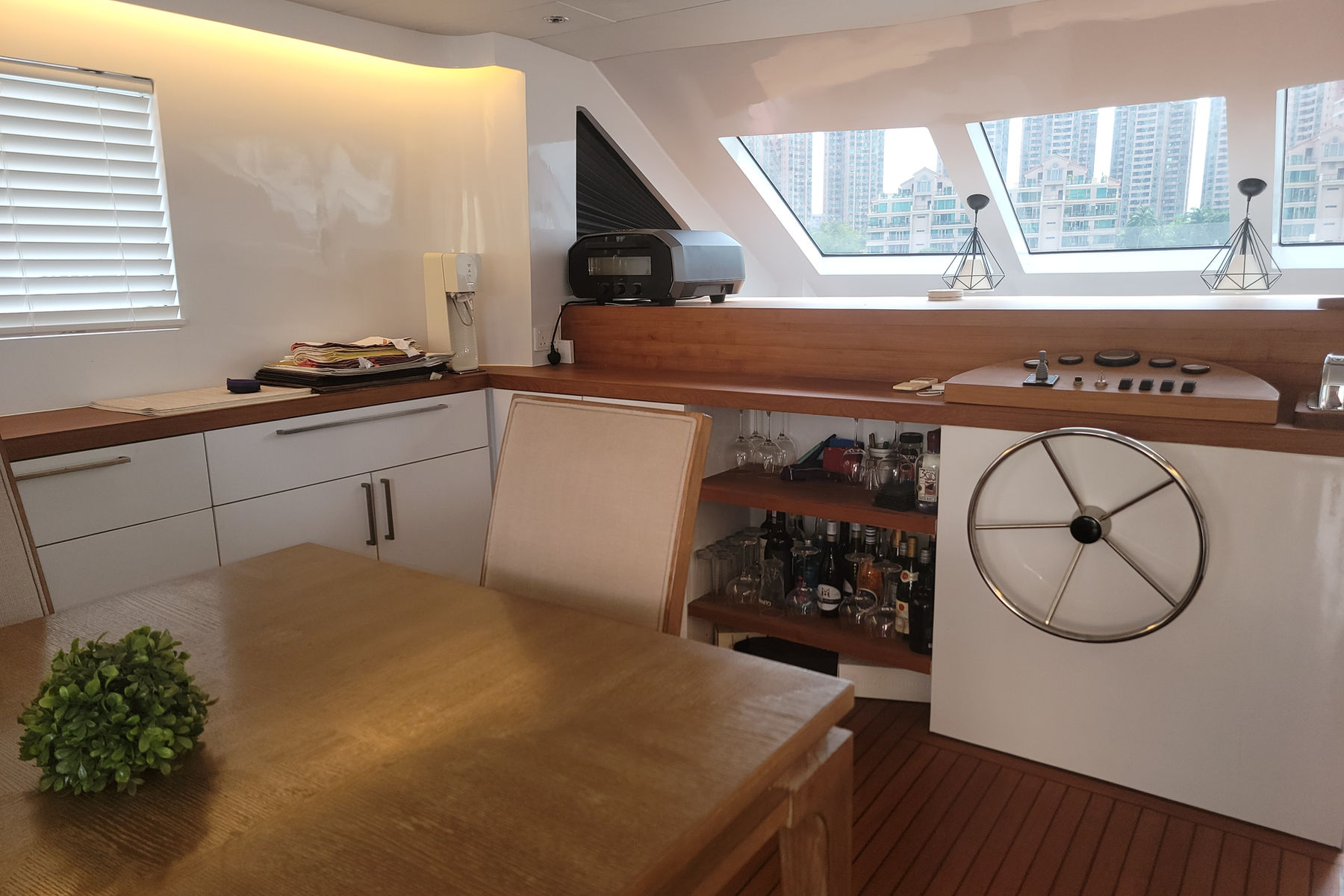 Sun Hing Shing 60 exterior, interior and detail view 6